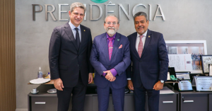 Debates sobre exame de proficiência médica no CFM