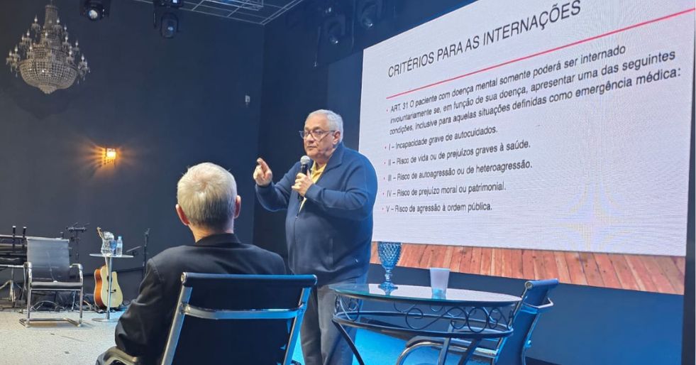 Conselho Federal de Medicina participa de Seminário sobre Dependência Química em Brasília
