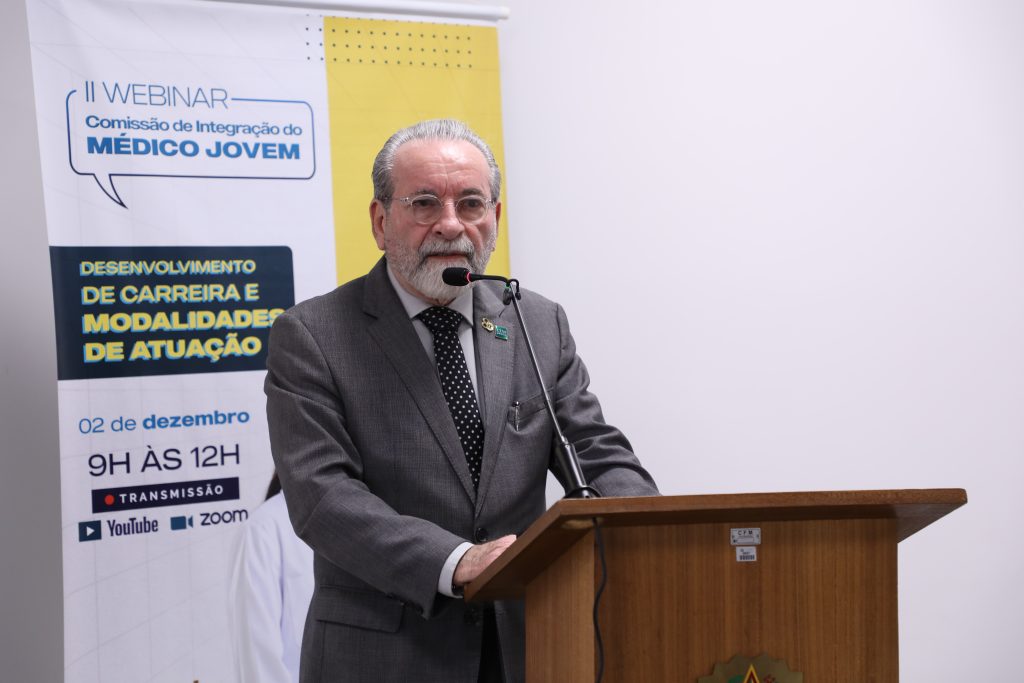 CFM discute violência contra médicos e trabalho escravo no II Webinar do Médico Jovem