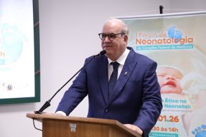 Desafios enfrentados pelos médicos na neonatologia são discutidos em encontro
