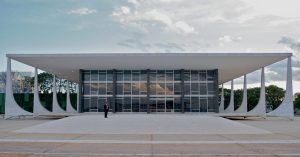 Proibição da assistolia fetal em gestações a partir de 22 semanas deve ser restaurada, diz PGR