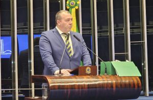 Proibição da assistolia fetal em gestações a partir de 22 semanas deve ser restaurada, diz PGR