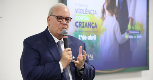 CFM promove debate sobre proteção da infância e adolescência