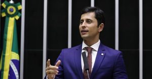 Deputados apoiam ProfiMed para elevar qualidade médica e proteger a população