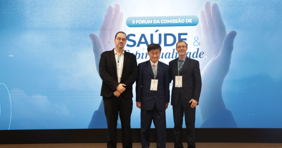 II Fórum da Comissão de Saúde e Espiritualidade discute integração da espiritualidade nos cuidados médicos e na formação